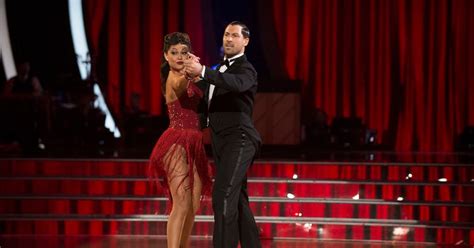 vanessa lachey nip slip|DWTS: Vanessa Lachey Loses Her Skirt During a Quickstep on。